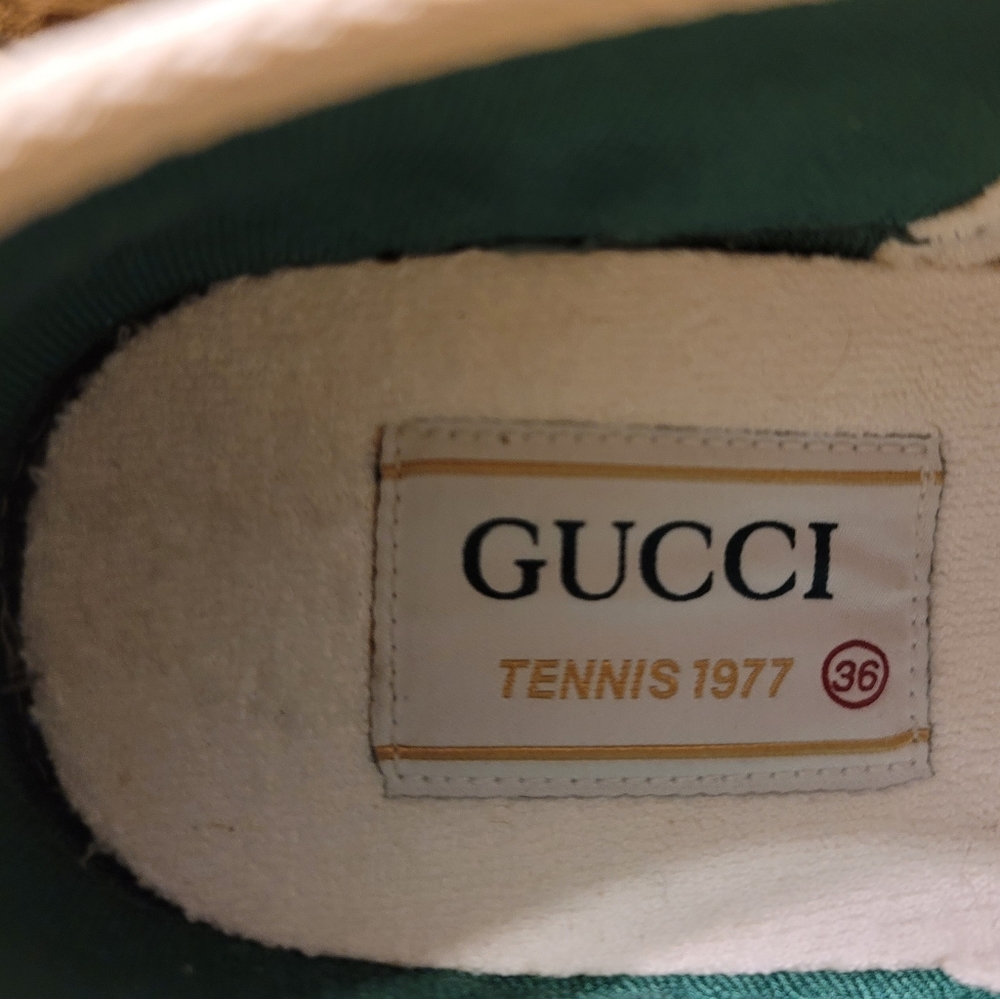 NEW! ❤️ GUCCI TENNIS SHOES IN Original Box! - Picture 4 of 4